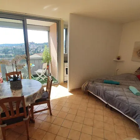 La Vue Du Chateau - Tout Confort Gréoux-les-Bains Esterno foto
